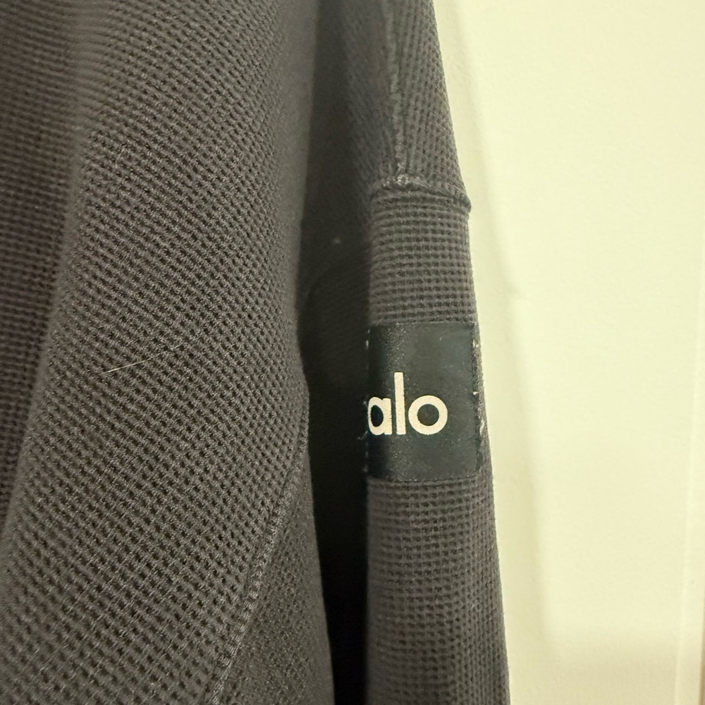 ALO Yoga Charcoal Waffle Knit Top - Picture 3 of 4